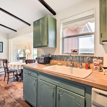 Carmine Cottage With Porch On Beautiful 60-Acre Farm Exteriér fotografie