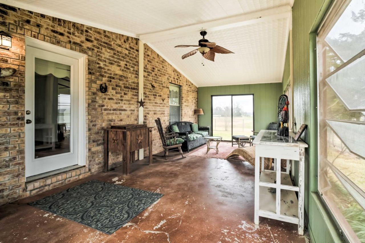 Carmine Cottage With Porch On Beautiful 60-Acre Farm Exteriér fotografie